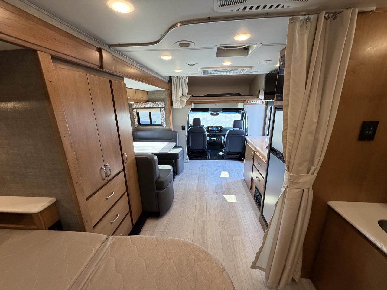 Mercedes-Benz Sprinter  2019