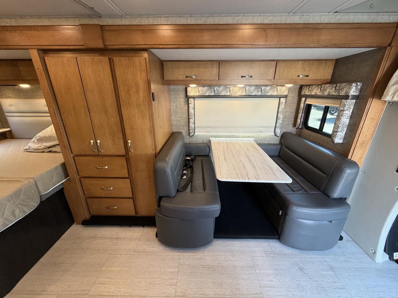 Mercedes-Benz Sprinter  2019