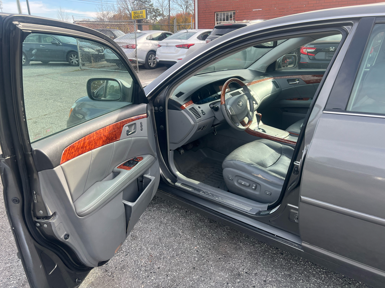 Toyota Avalon XL 2007