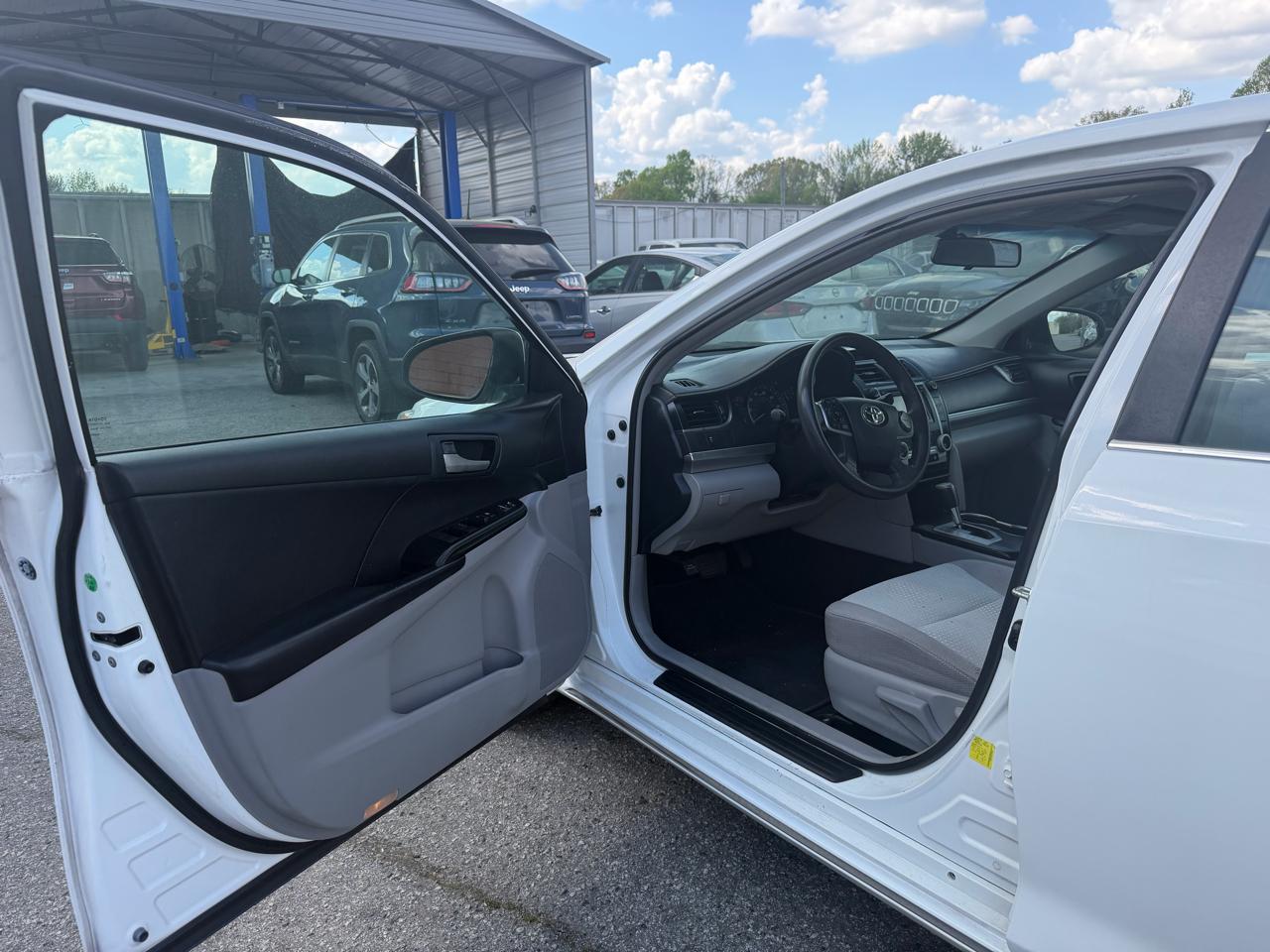 Toyota Camry SE 2012