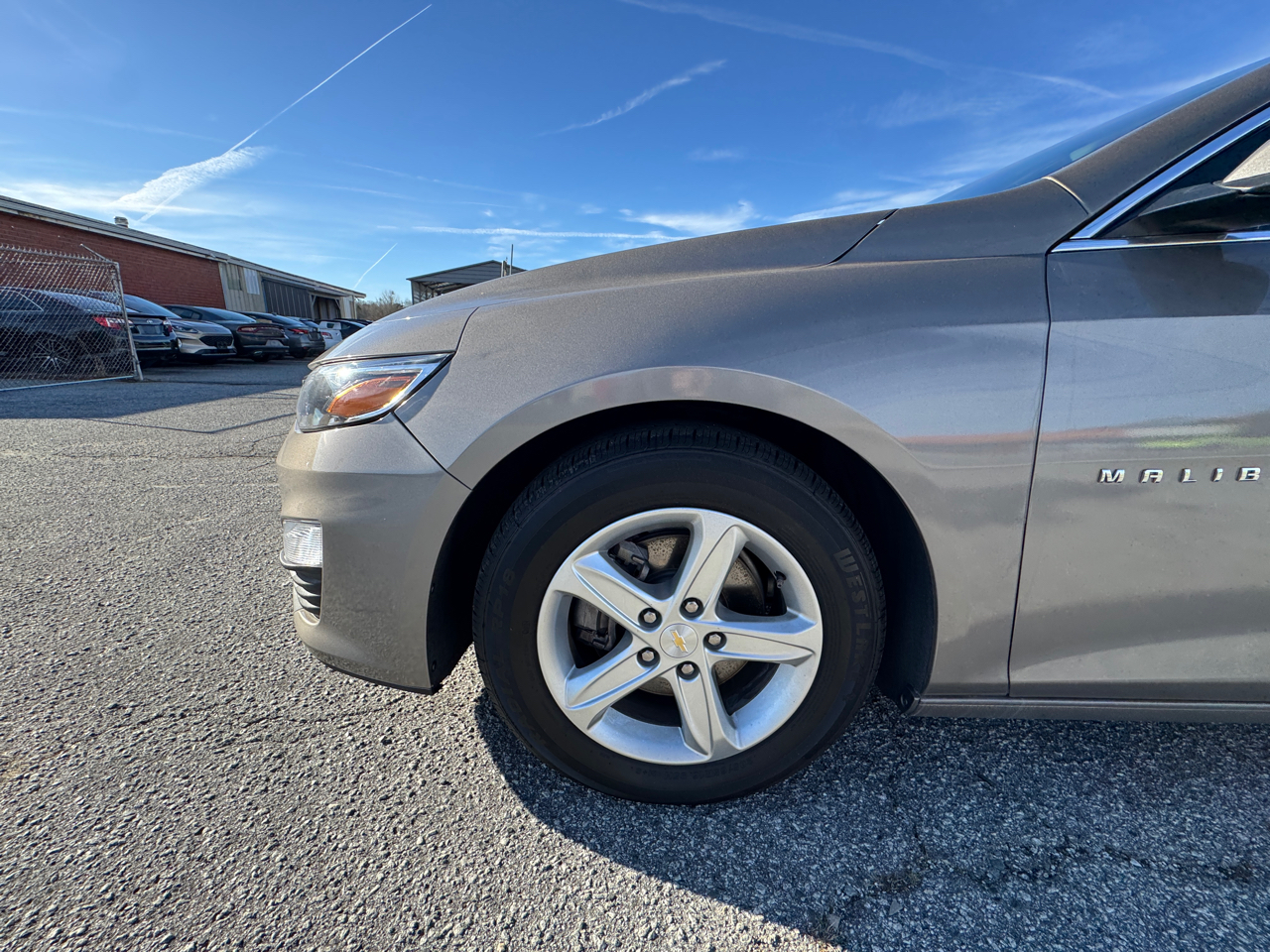 2023 Chevrolet Malibu 1LT's photo