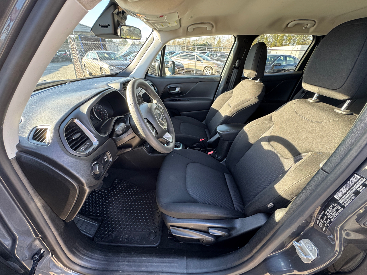 Jeep Renegade Latitude 2023