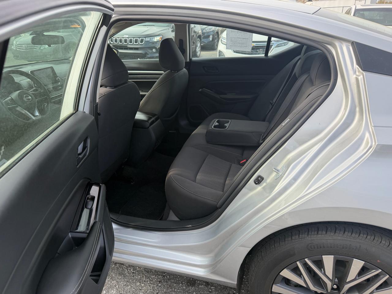 Nissan Altima 2.5 SV AWD 2023