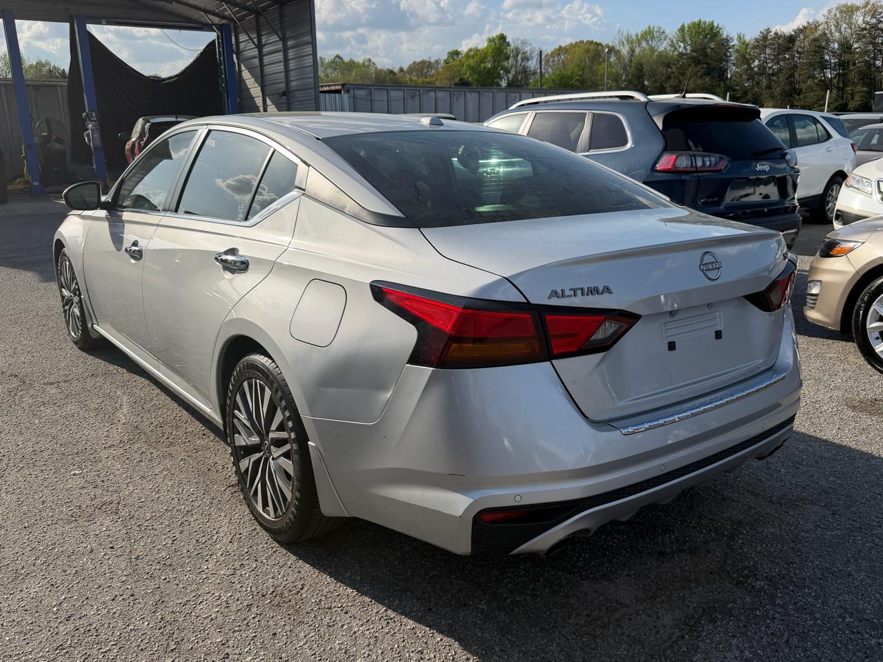 Nissan Altima 2.5 SV 2023