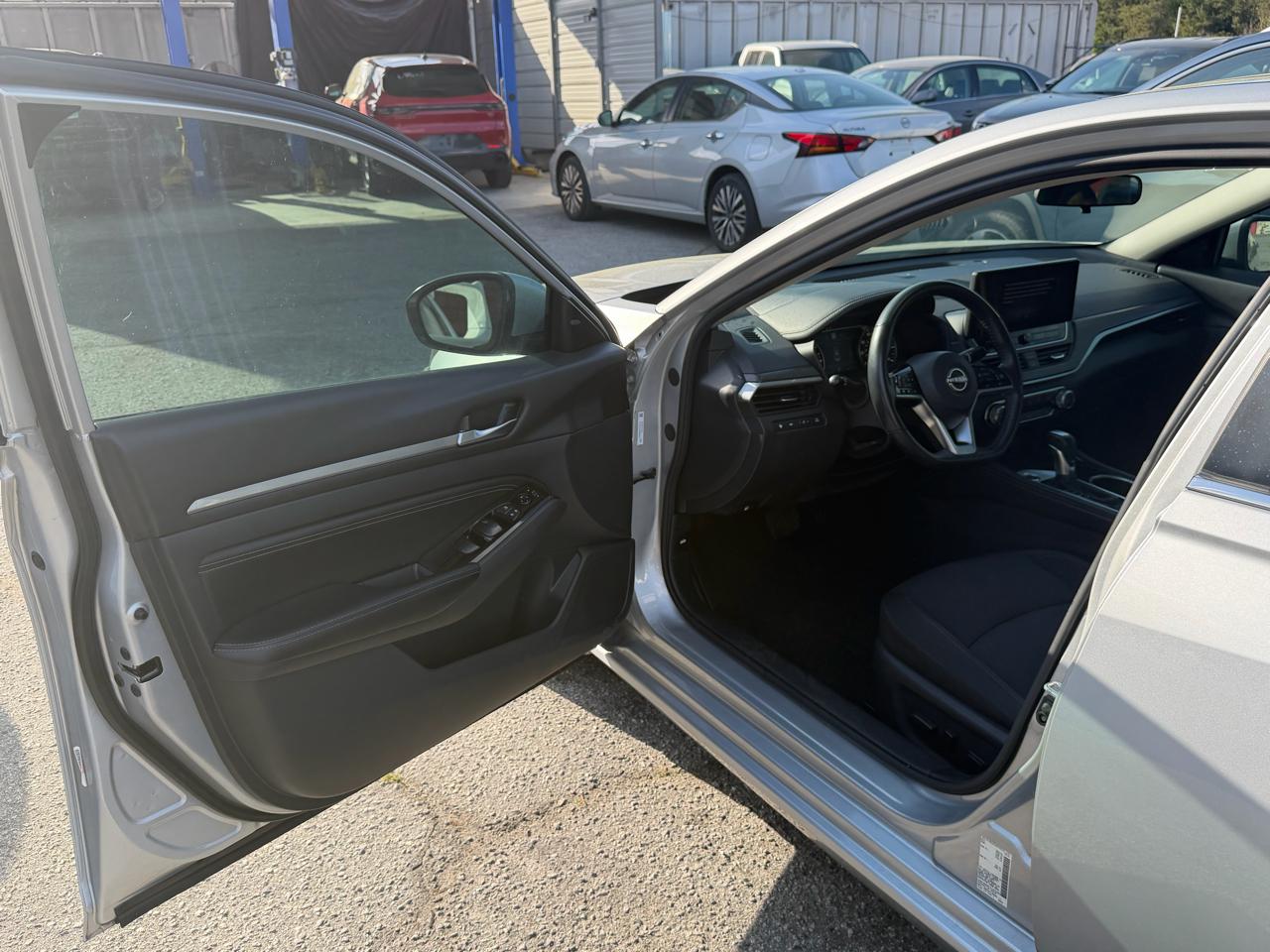 Nissan Altima 2.5 SV 2023