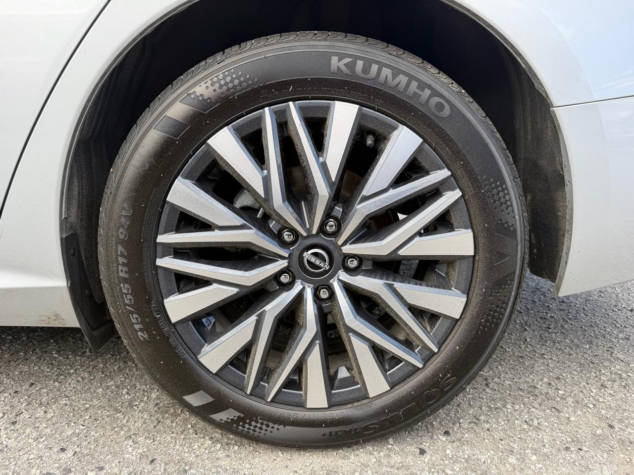 Nissan Altima 2.5 SV 2025