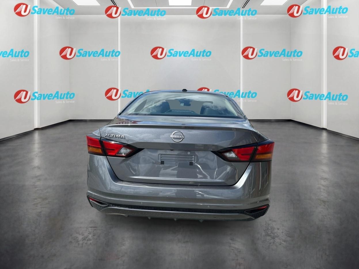 Nissan Altima 2.5 SV 2026
