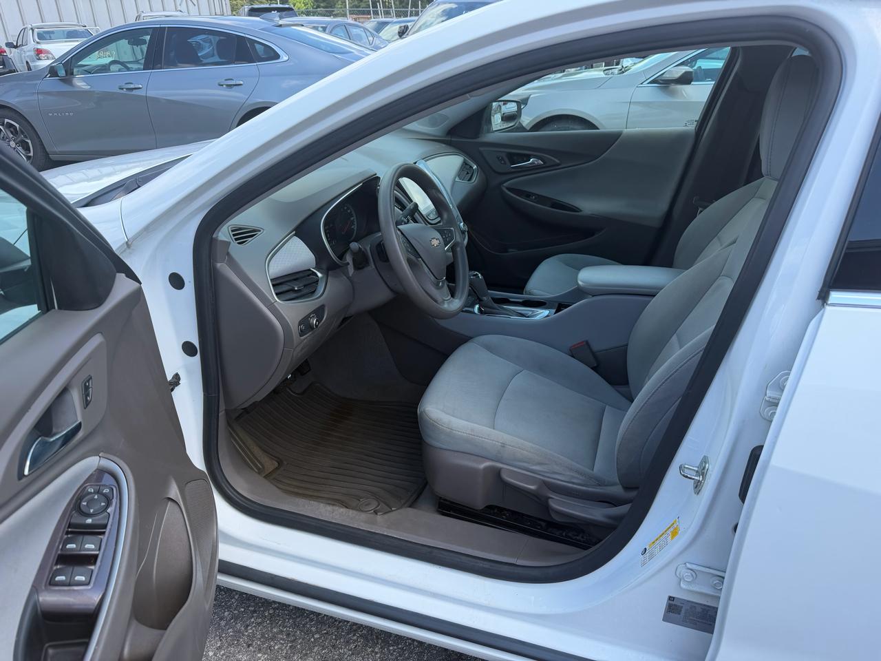 Chevrolet Malibu LS 2020