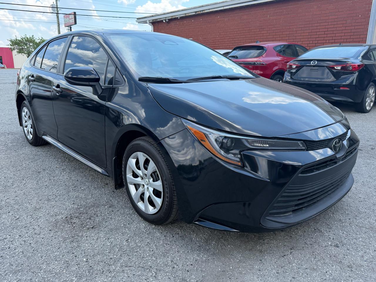 Toyota Corolla LE 2025