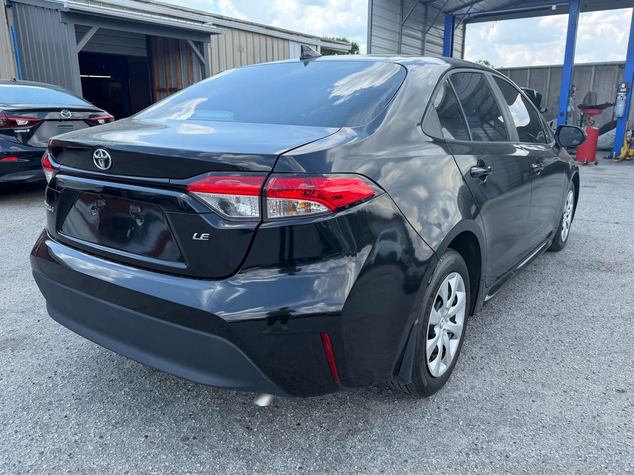 Toyota Corolla LE 2025