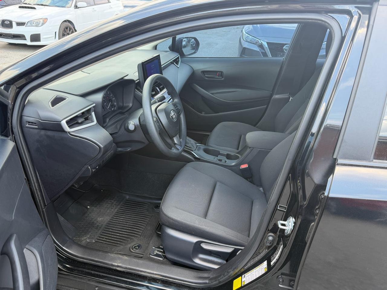 Toyota Corolla LE 2025