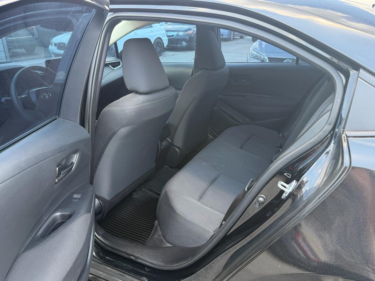 Toyota Corolla LE 2025