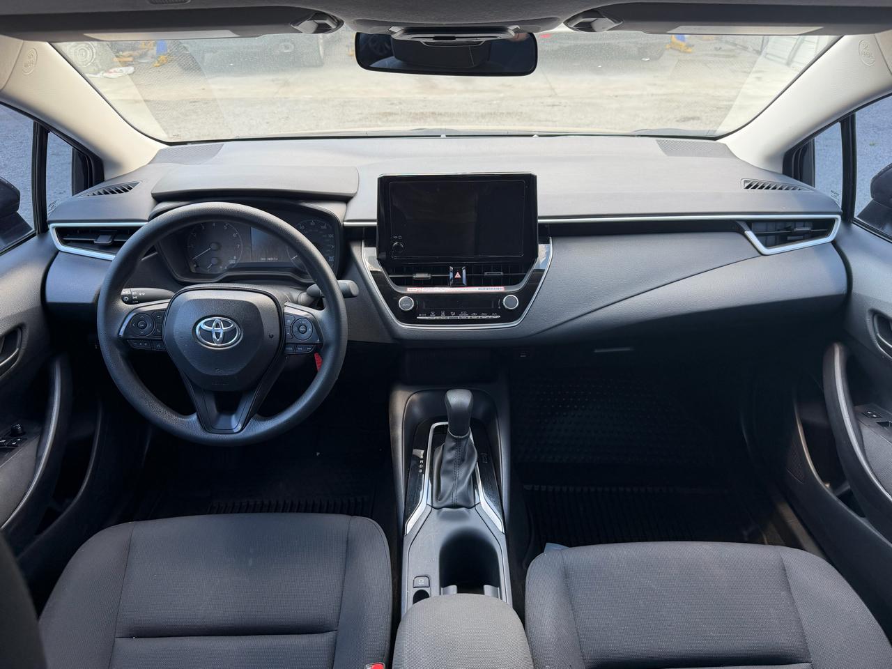 Toyota Corolla LE 2025