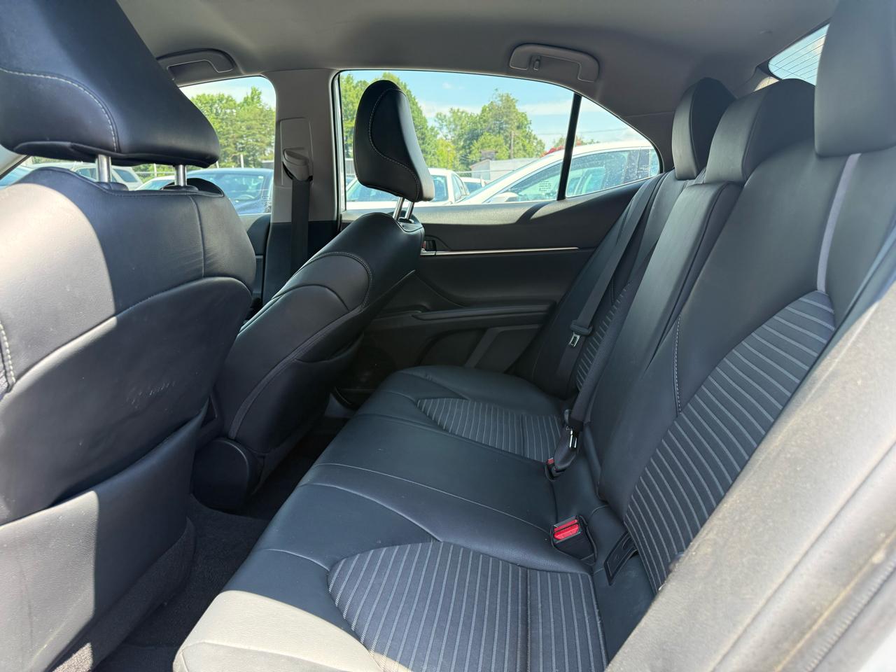 Toyota Camry SE 2024
