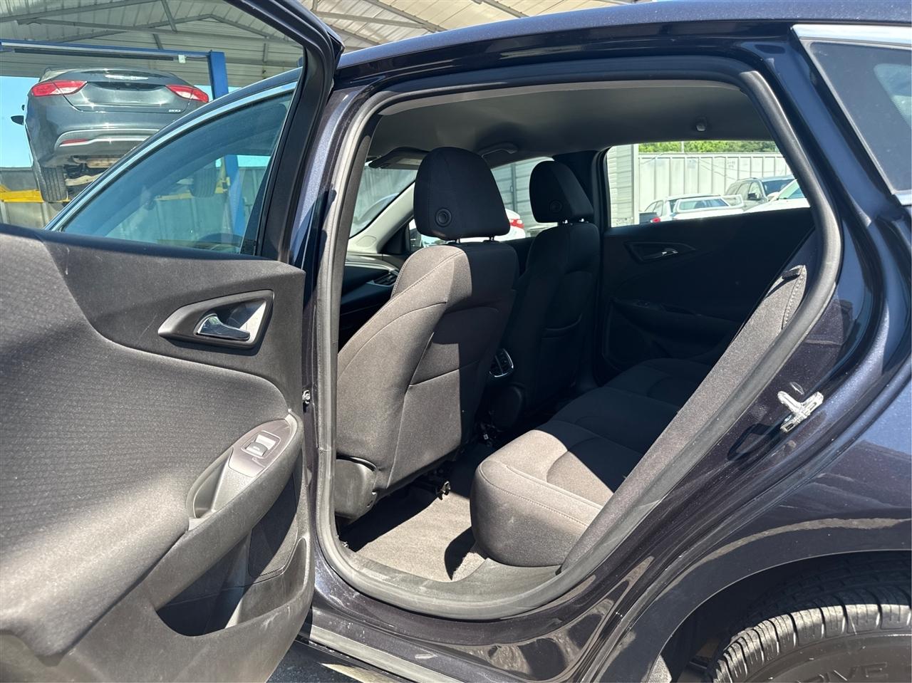 Chevrolet Malibu  2023