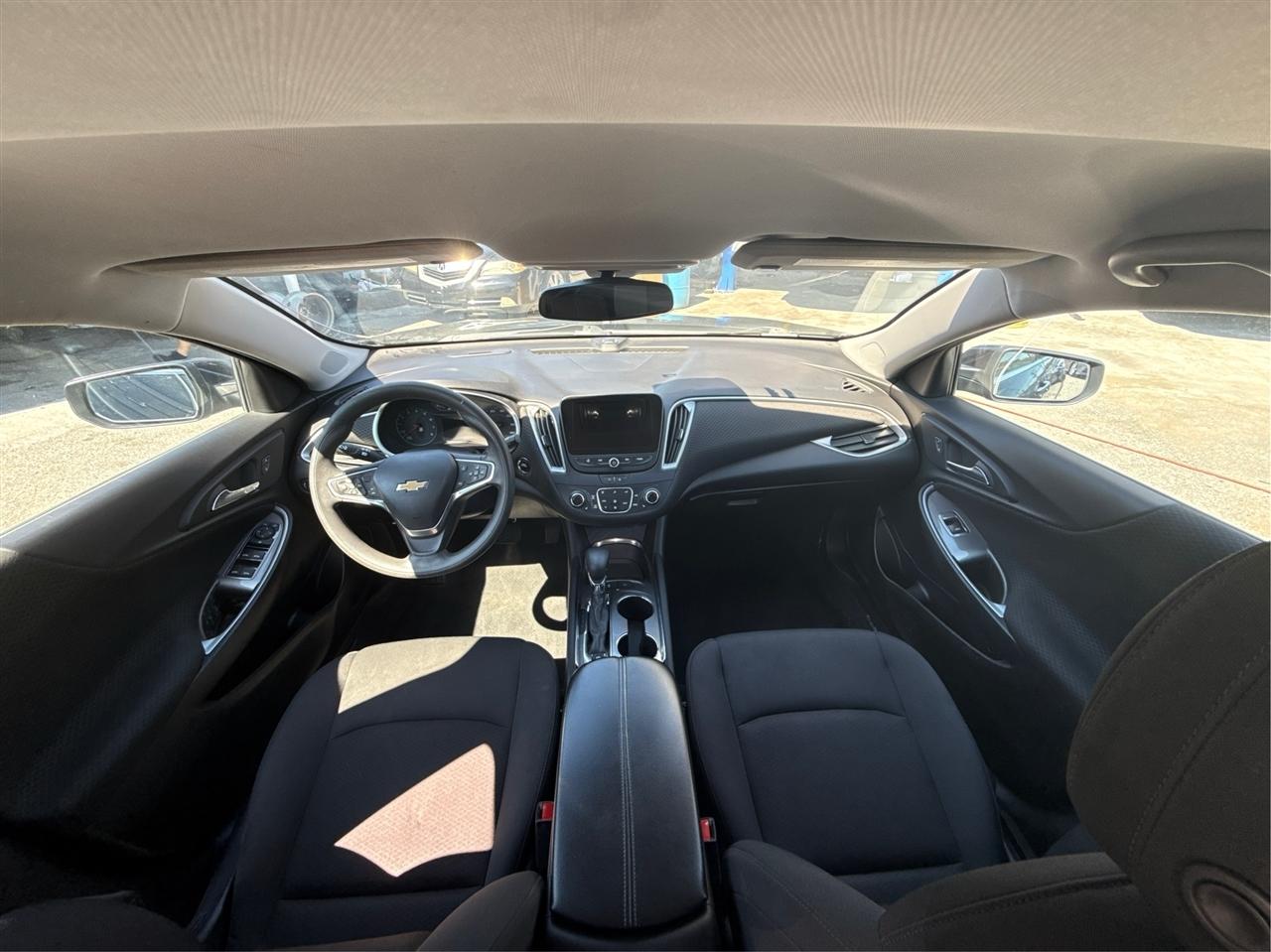 Chevrolet Malibu  2023
