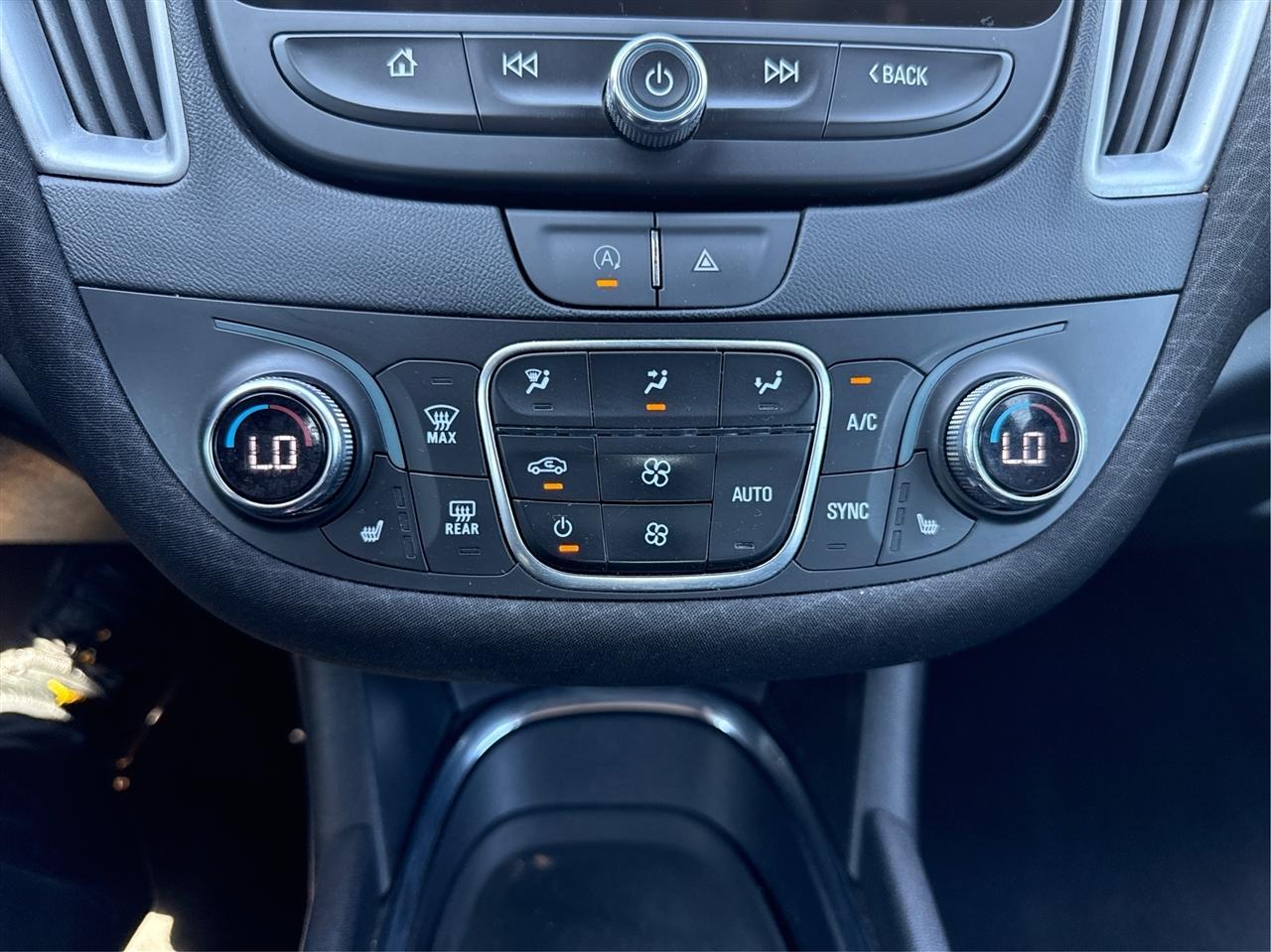 Chevrolet Malibu  2023