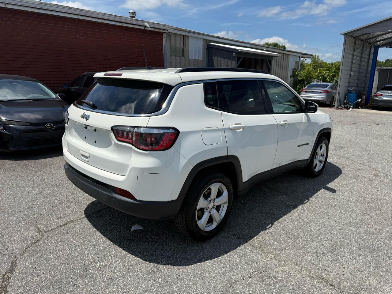 Jeep Compass Latitude FWD 2019
