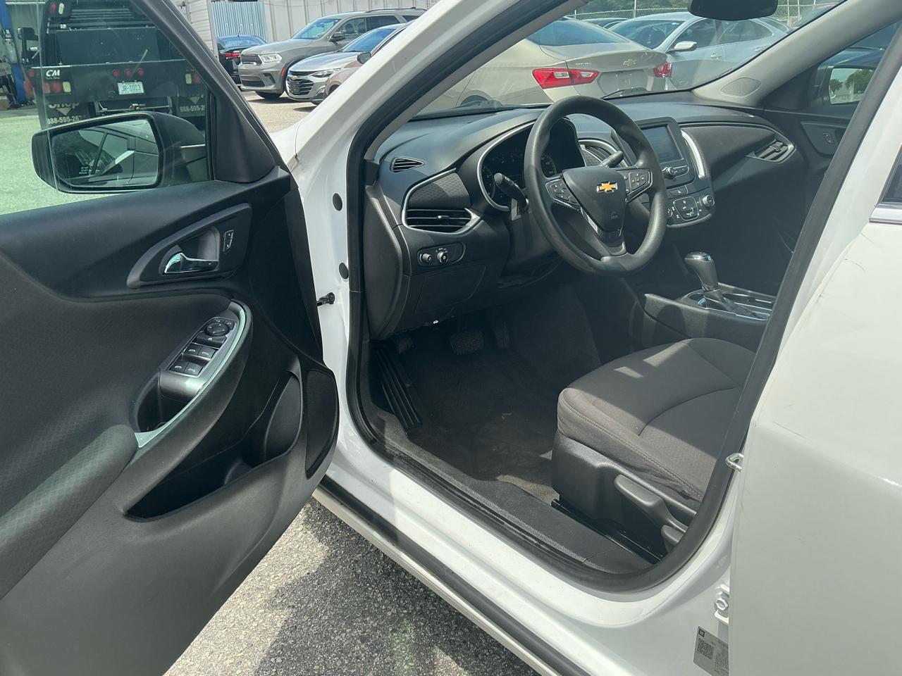 Chevrolet Malibu LS 2018