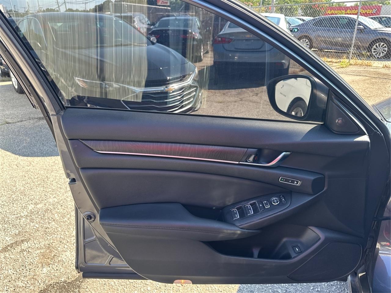 Honda Accord Hybrid Touring 2021