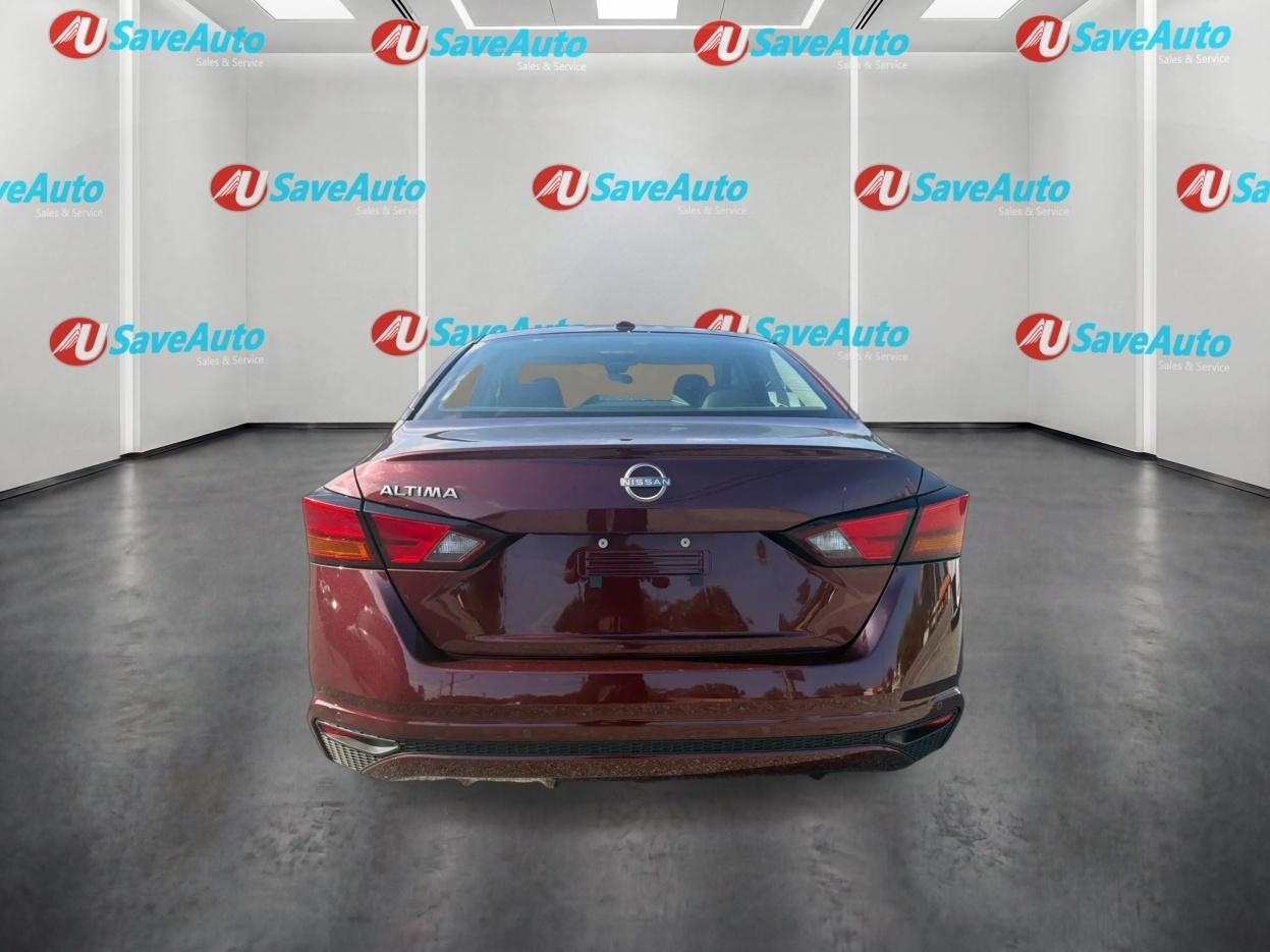Nissan Altima 2.5 SV 2025