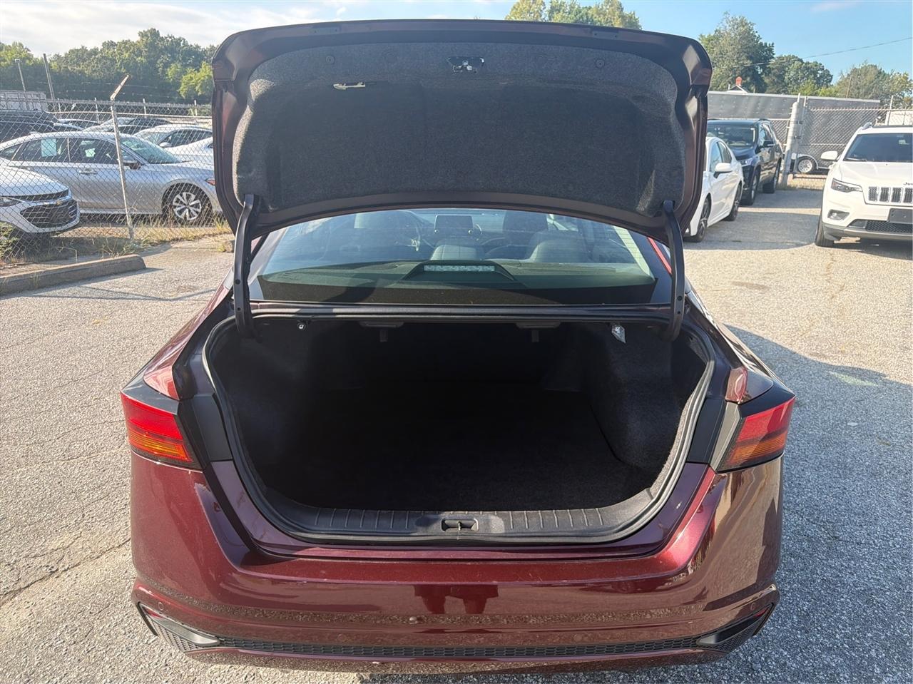 Nissan Altima 2.5 SV 2025