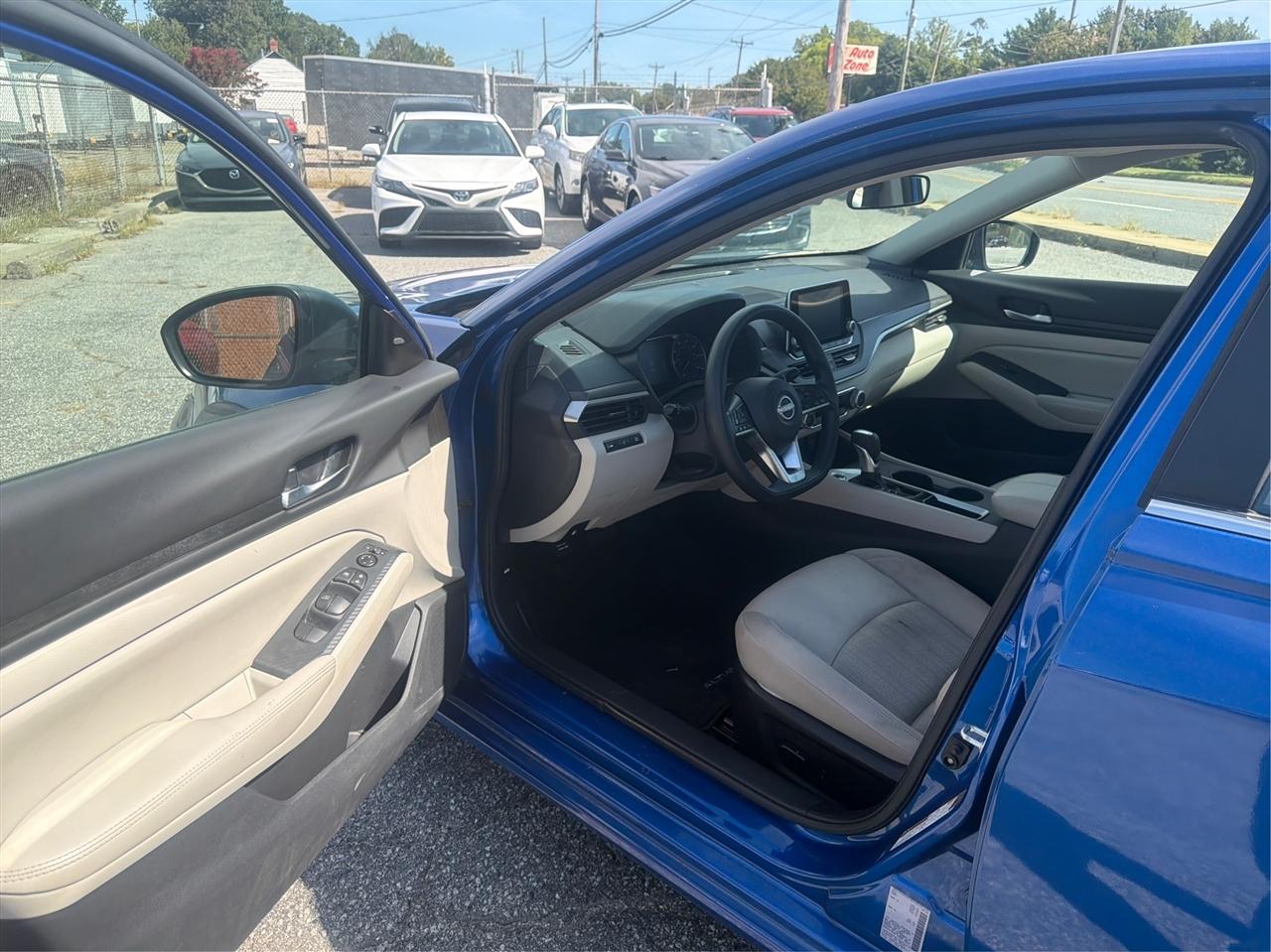 Nissan Altima 2.5 SV 2025