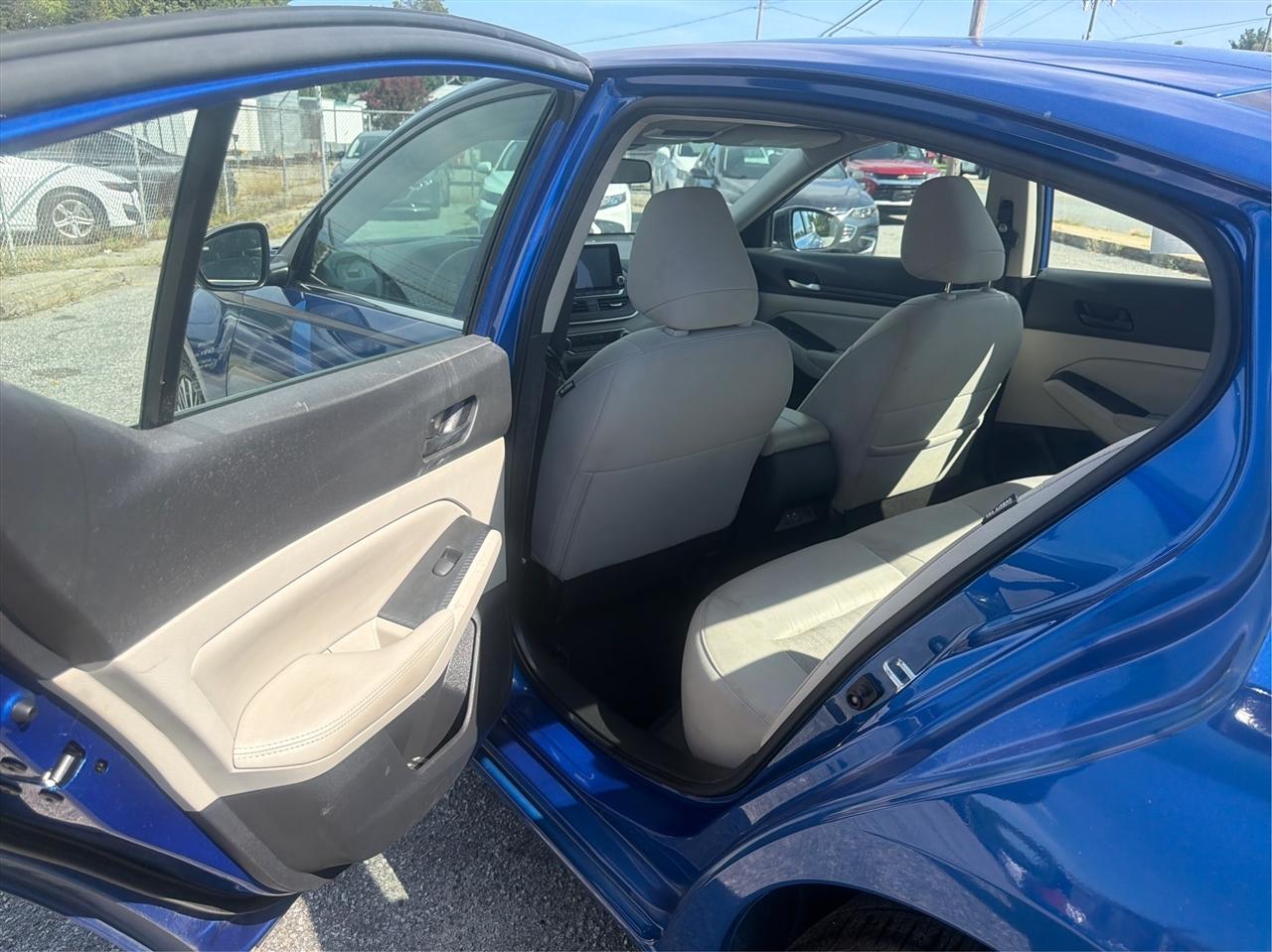 Nissan Altima 2.5 SV 2025