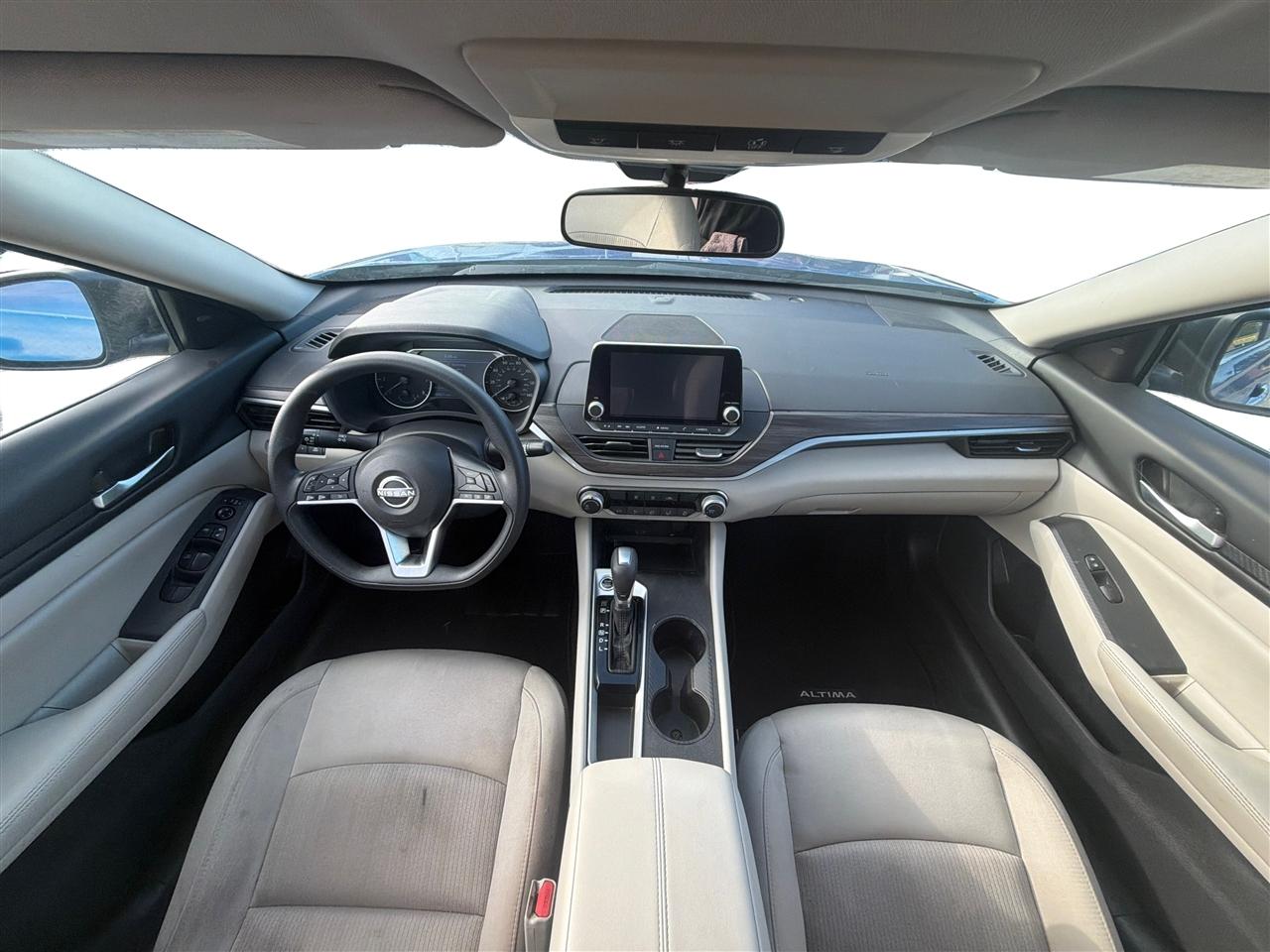 Nissan Altima 2.5 SV 2025