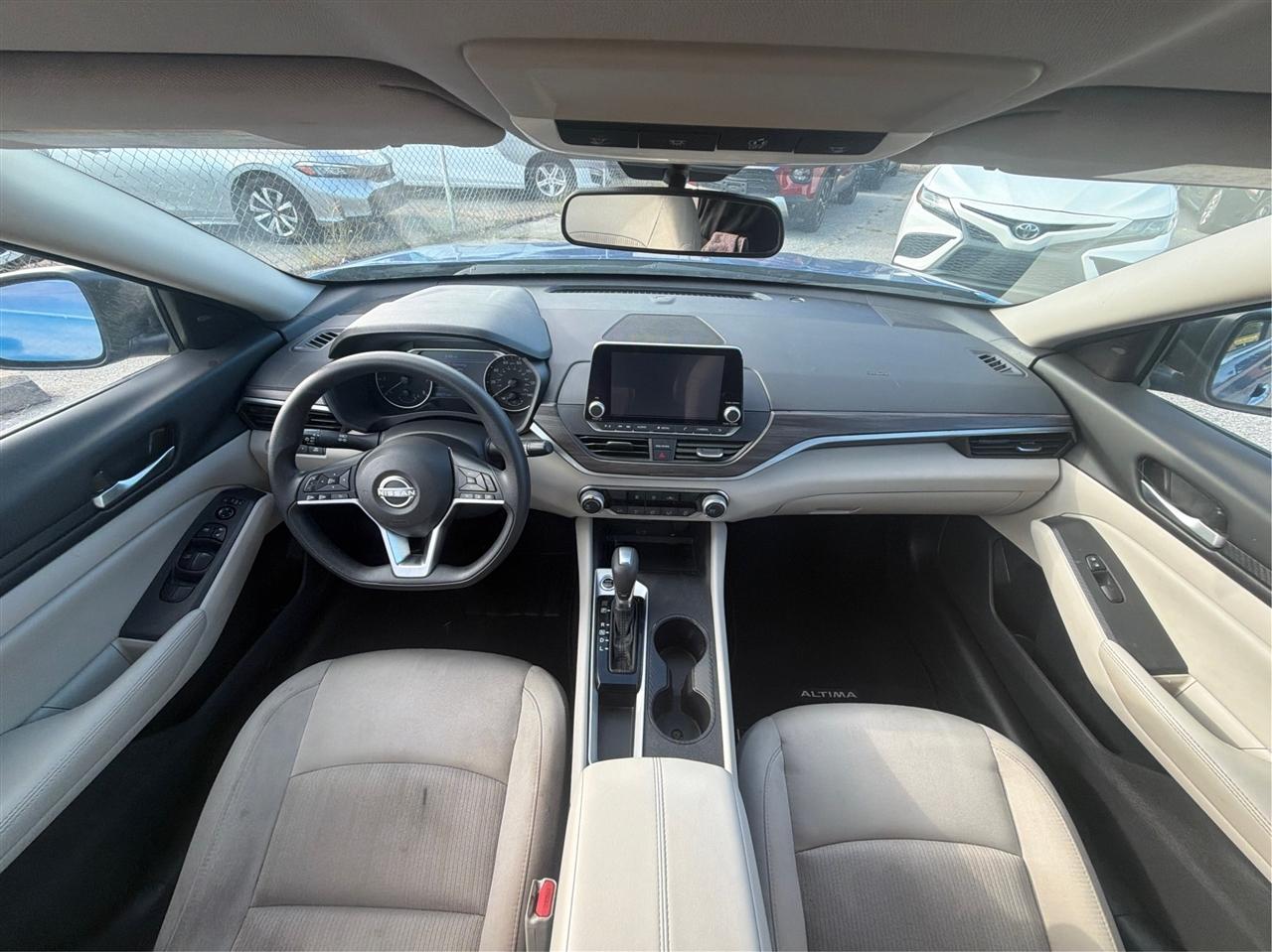 Nissan Altima 2.5 SV 2025