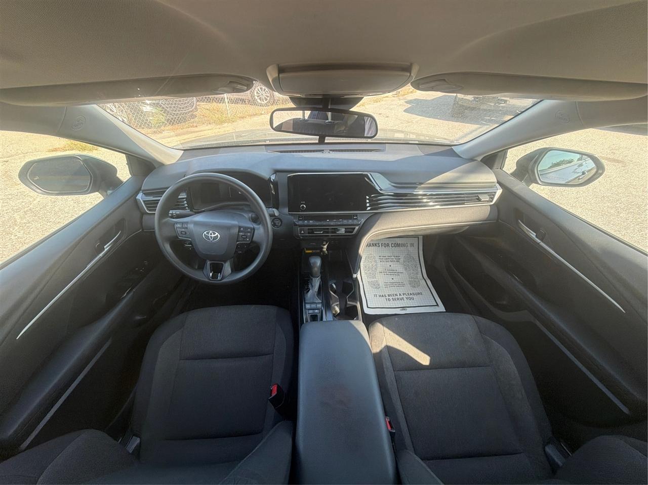 Toyota Camry Hybrid LE 2025