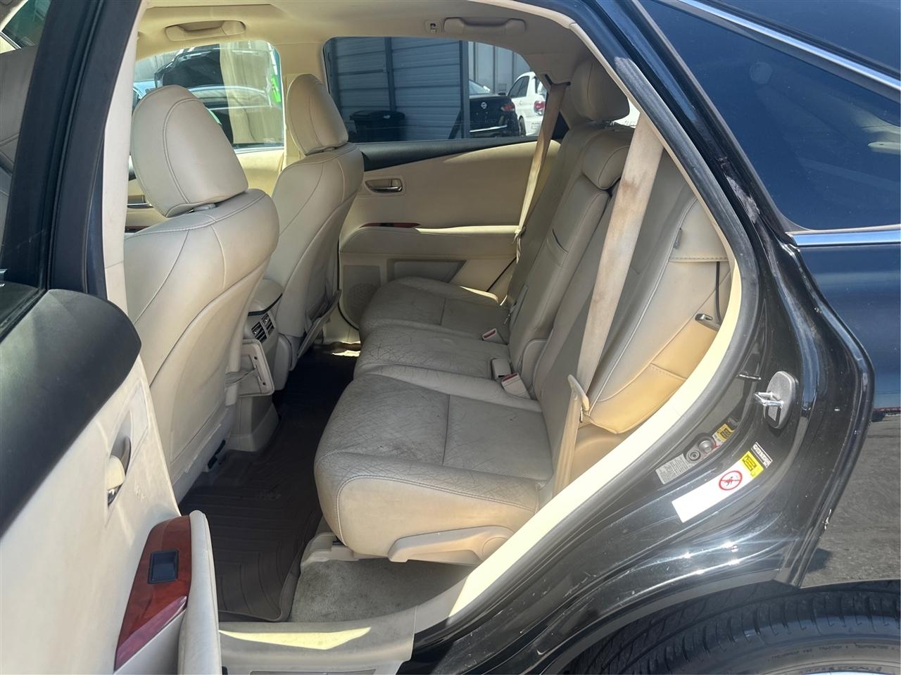 Lexus RX 350 FWD 2011
