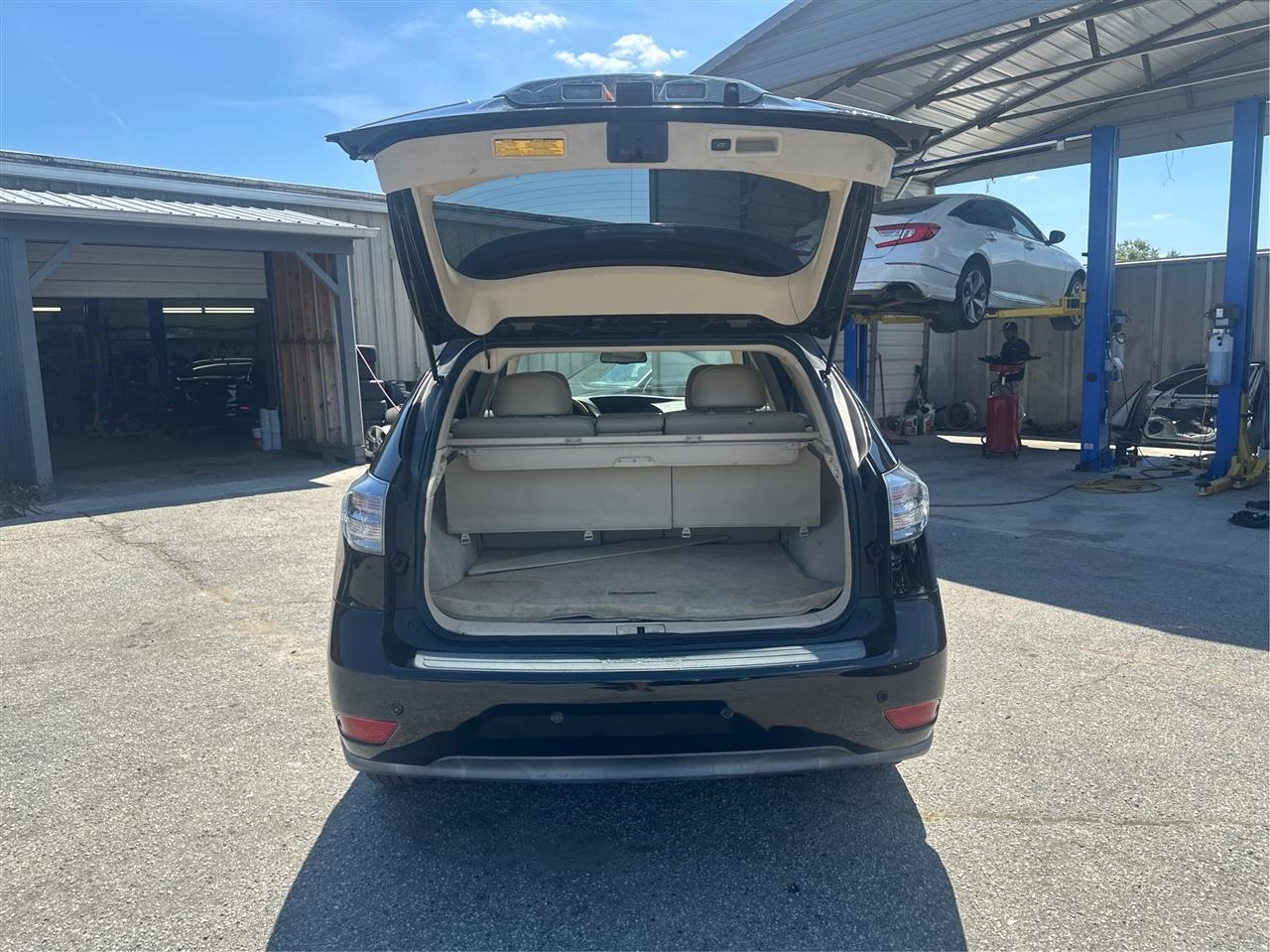 Lexus RX 350 FWD 2011