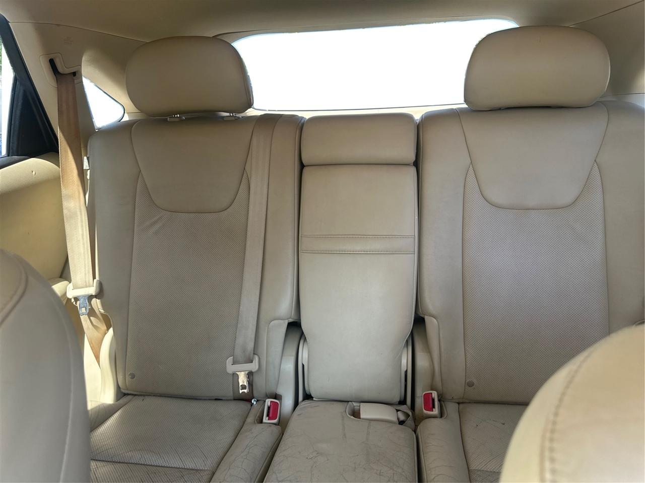 Lexus RX 350 FWD 2011