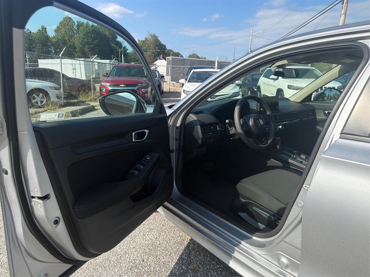 Honda Civic LX Sedan CVT 2025