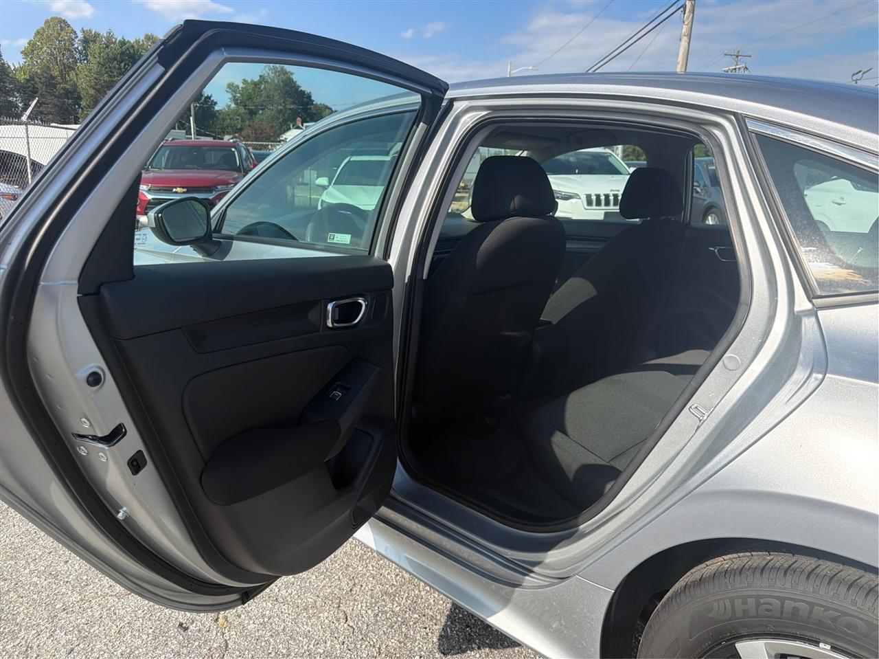 Honda Civic LX Sedan CVT 2025