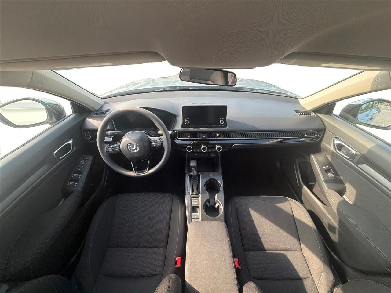 Honda Civic LX Sedan CVT 2025