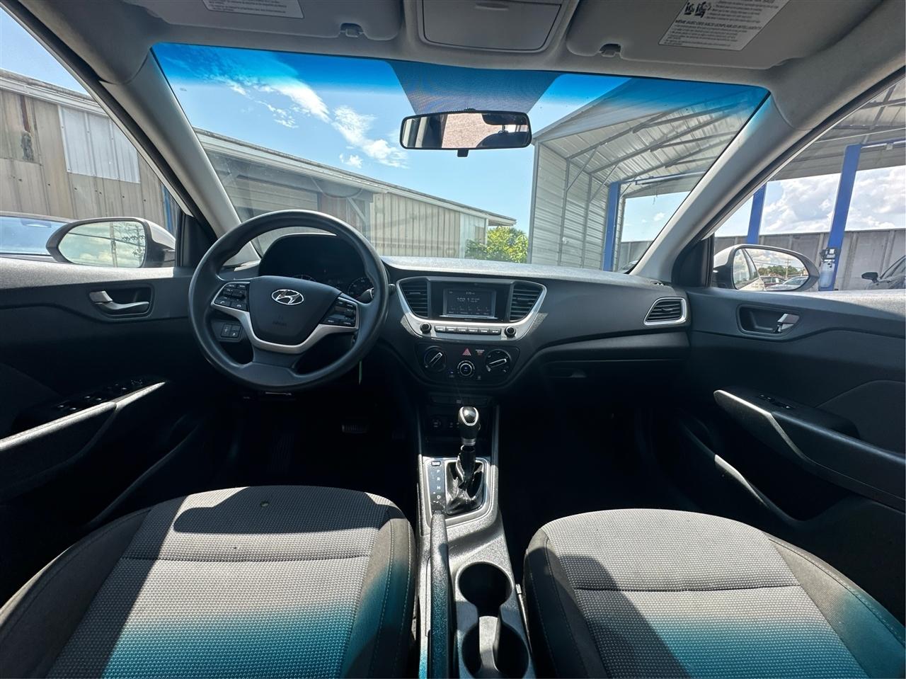 Hyundai Accent SE 4-Door 6A 2021