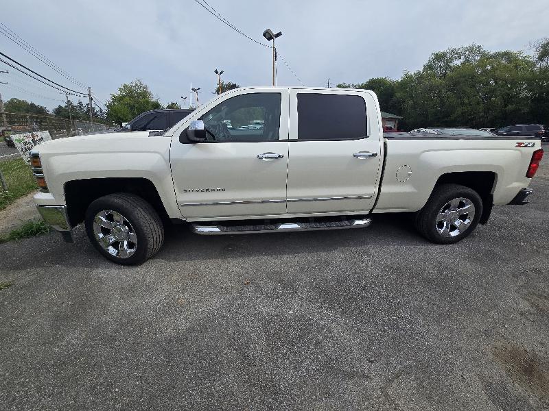 2014 Chevrolet Silverado 1500 photo 3