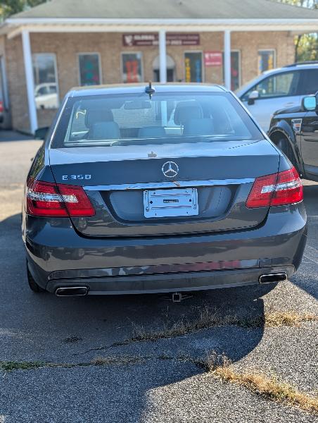 Mercedes-Benz E-Class E350 Sedan 2013 Mercedes-Benz E-Class E350 Sedan 2013