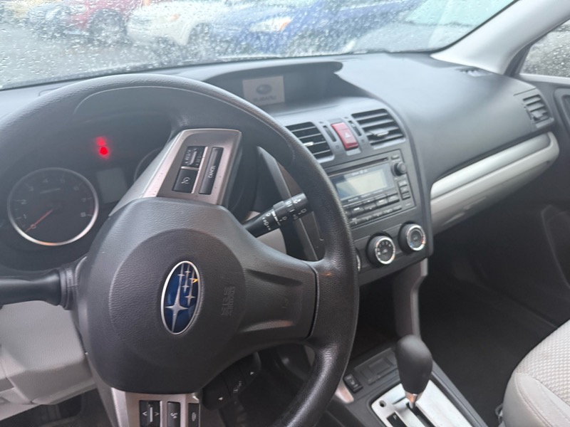 Subaru Forester 2.5 X Premium Package 2012