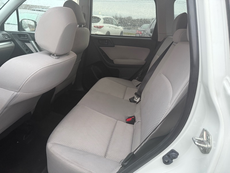 Subaru Forester 2.5 X Premium Package 2012