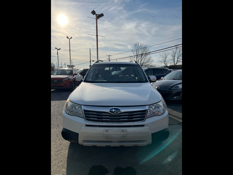 2010 Subaru Forester X Premium's photo