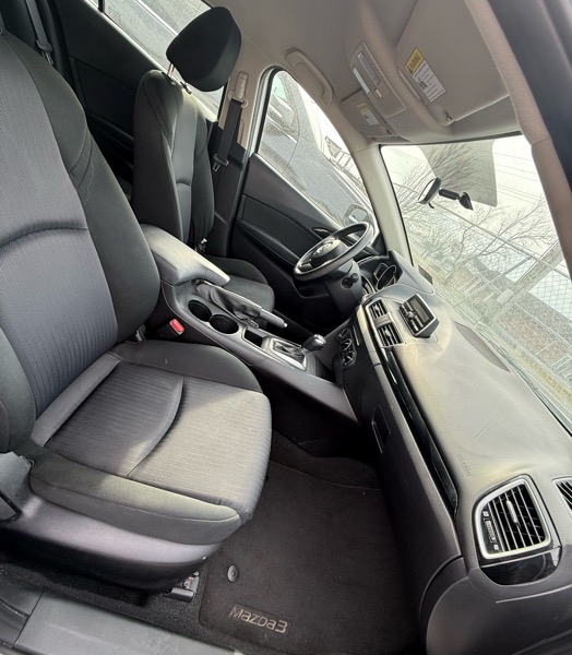 Mazda MAZDA3 i Sport AT 5-Door 2014