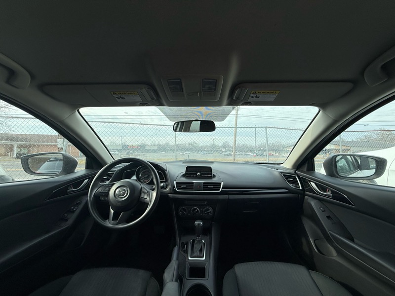 Mazda MAZDA3 i Sport AT 5-Door 2014