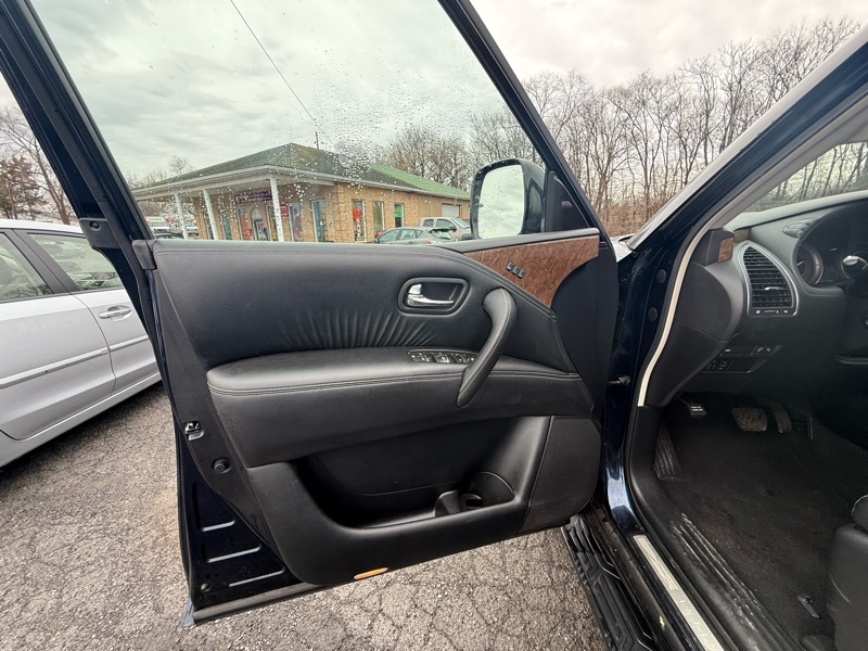 Infiniti QX80 4WD 2016