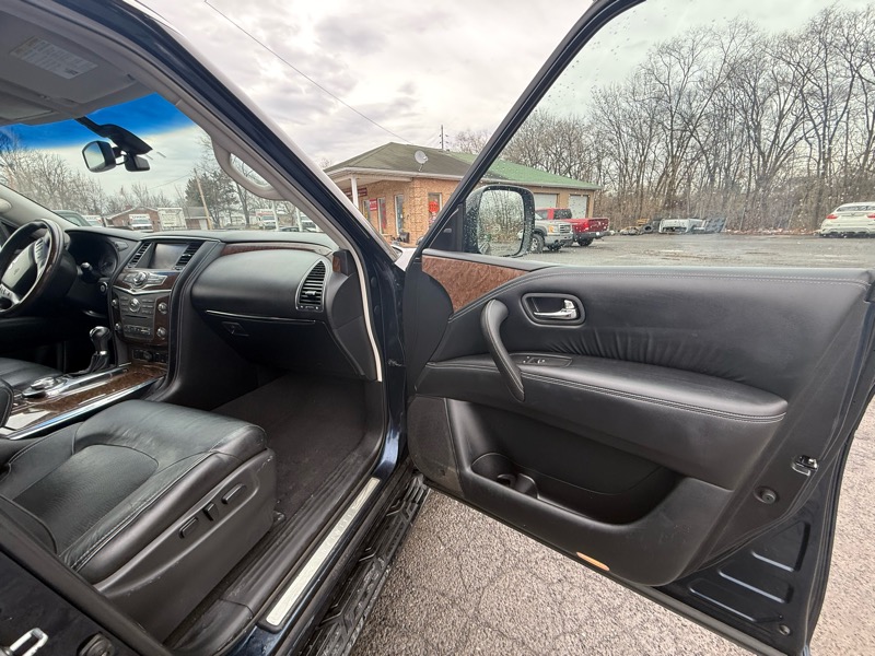 Infiniti QX80 4WD 2016