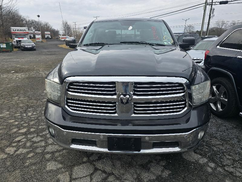 RAM 1500 SLT Crew Cab SWB 4WD 2014