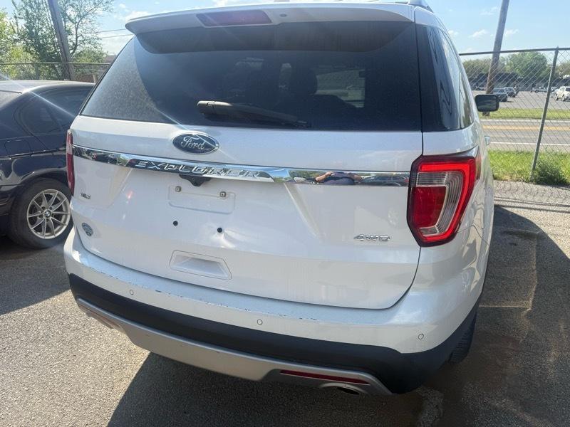 Ford Explorer Sport 4WD 2015