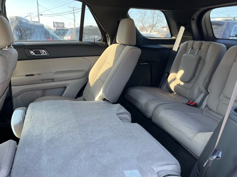 Ford Explorer Base 4WD 2014